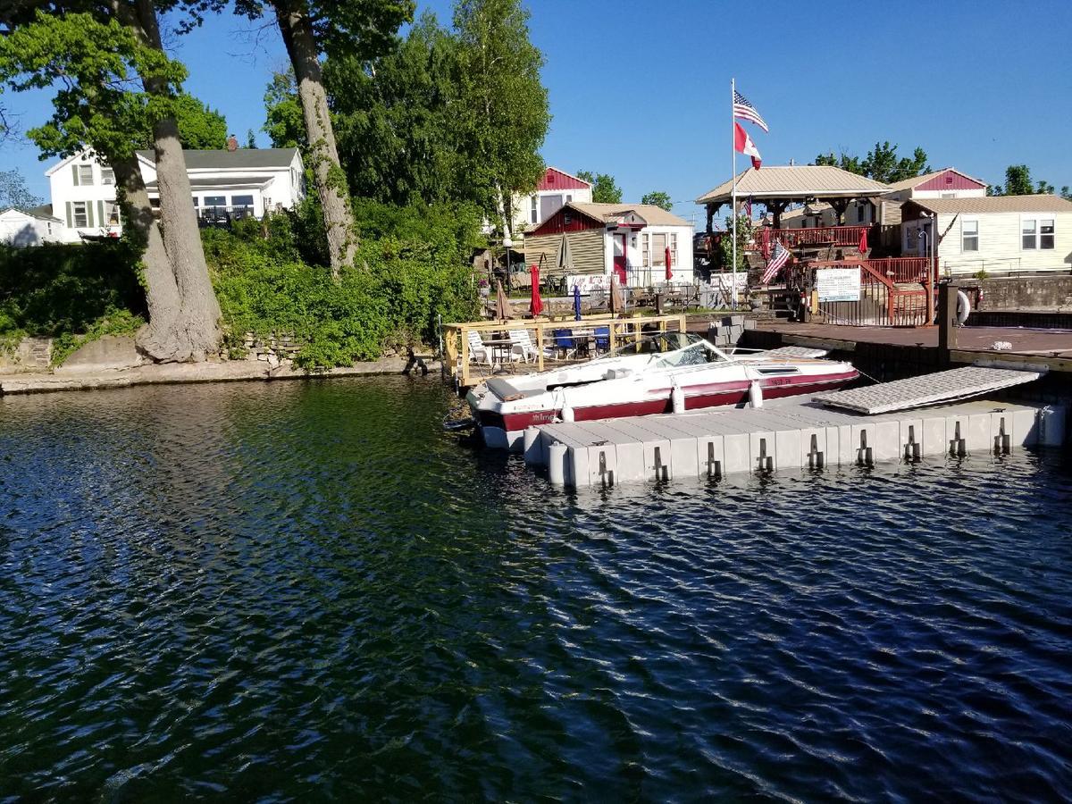 Hills Motor Court & Marina Alexandria Bay Exterior foto