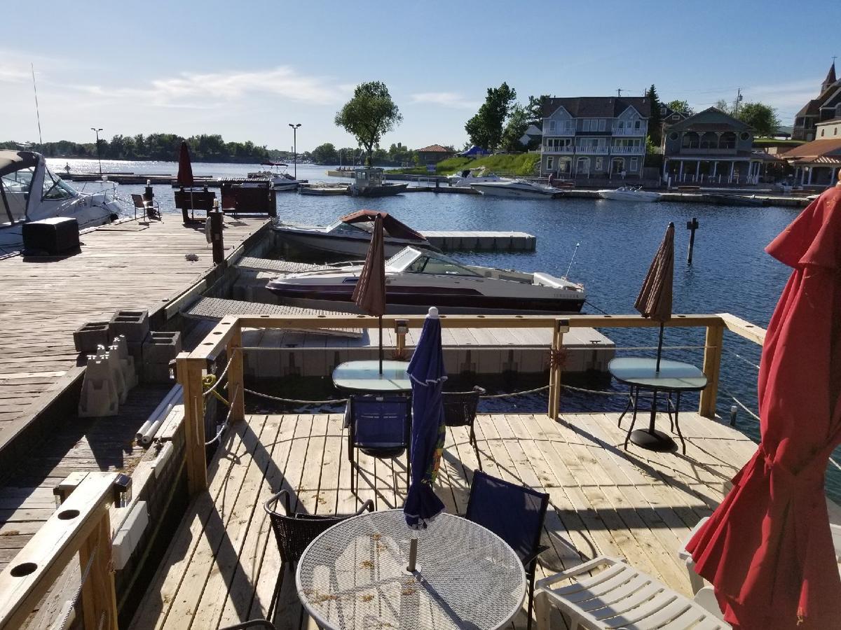 Hills Motor Court & Marina Alexandria Bay Exterior foto