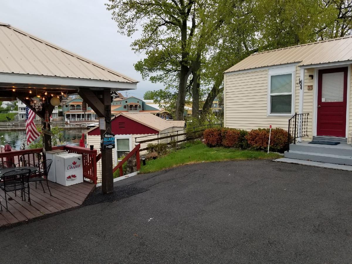 Hills Motor Court & Marina Alexandria Bay Exterior foto