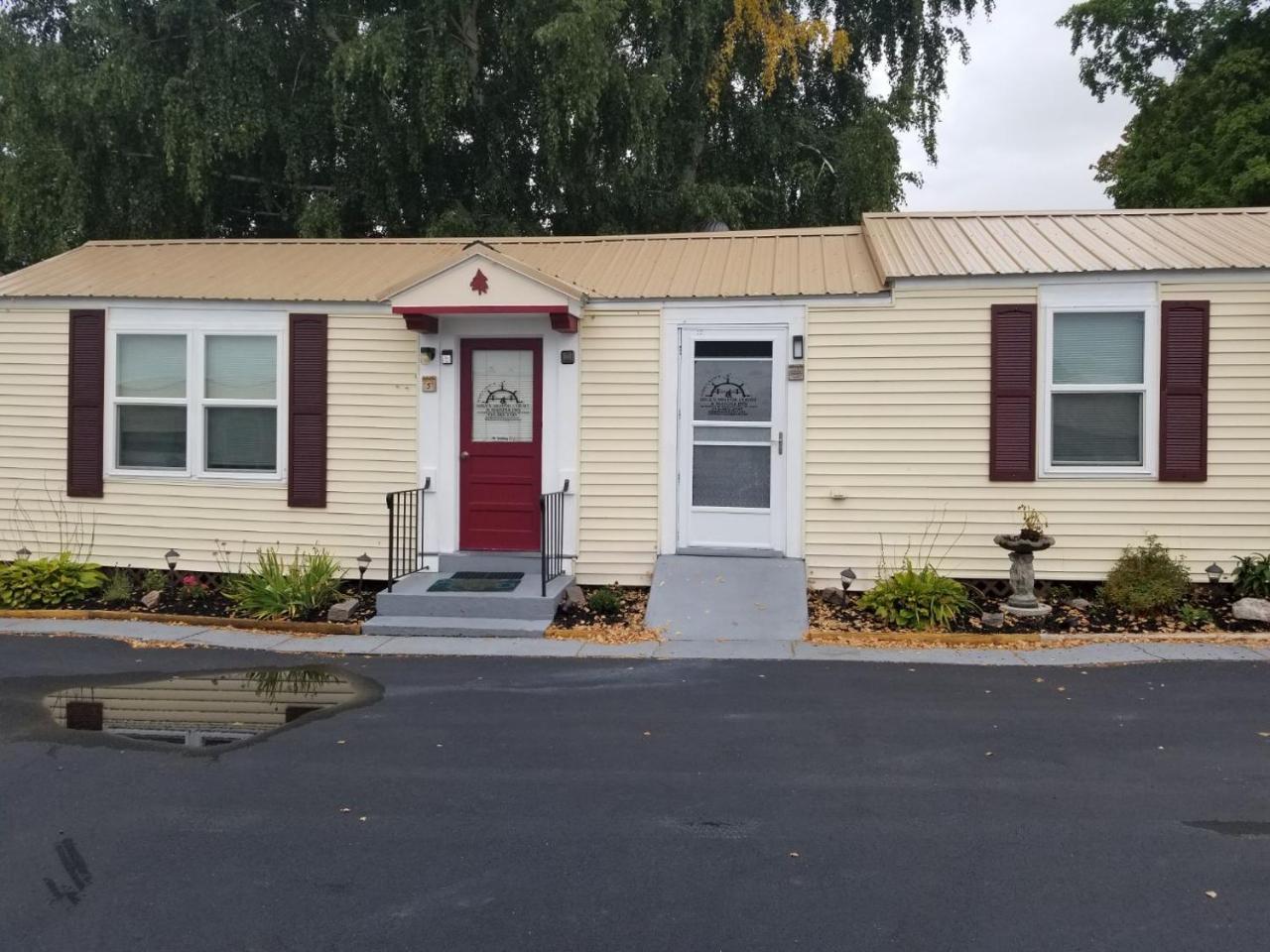 Hills Motor Court & Marina Alexandria Bay Exterior foto