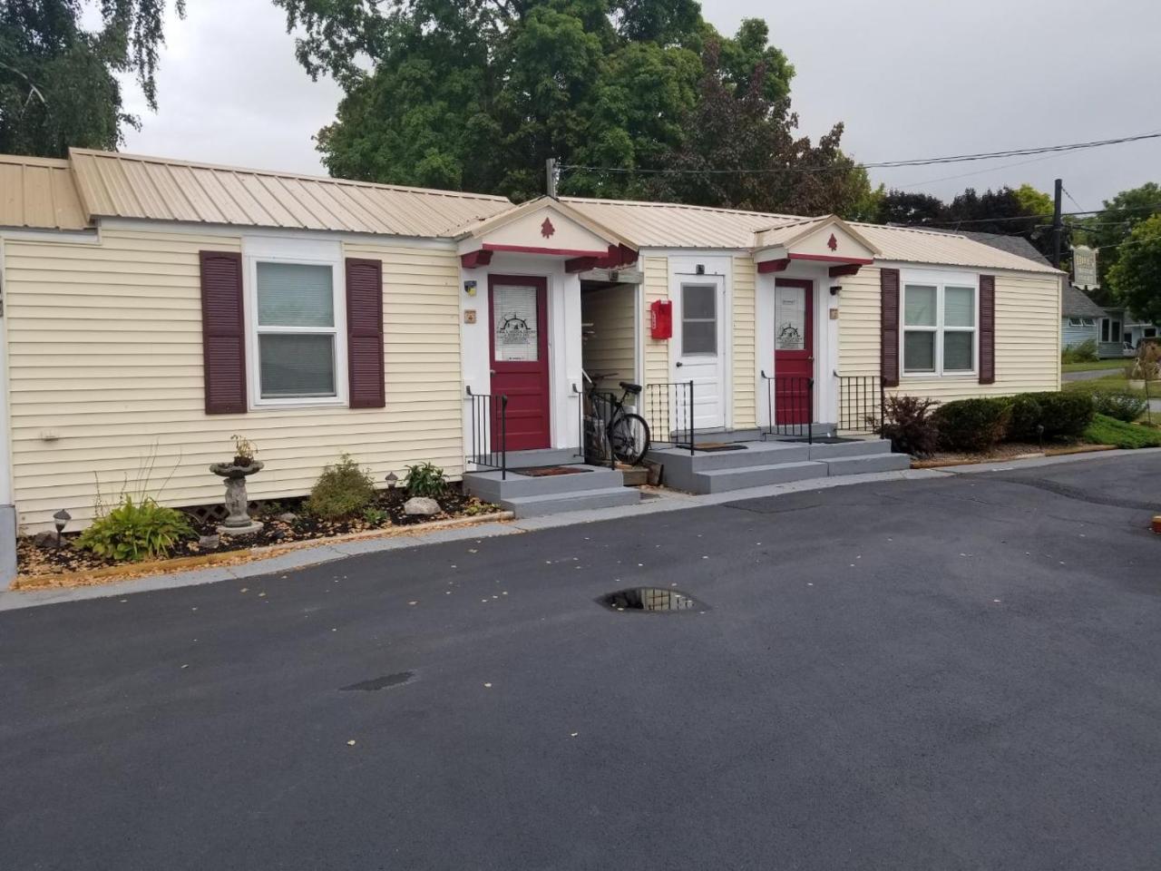Hills Motor Court & Marina Alexandria Bay Exterior foto