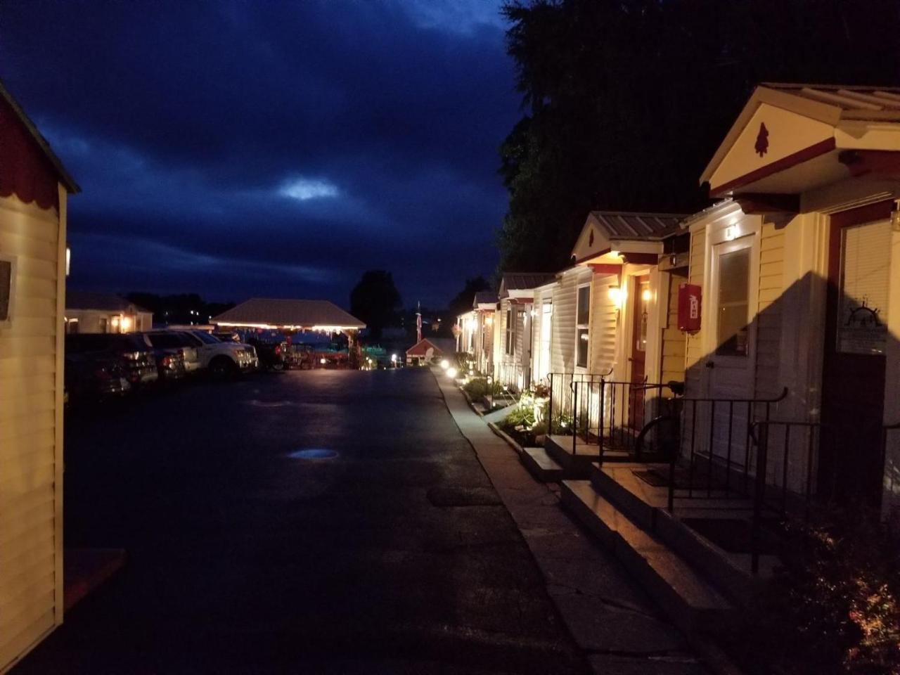 Hills Motor Court & Marina Alexandria Bay Exterior foto